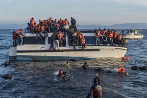 Ein Arzt spricht öffentlich wahre Worte und wird dafür bestraft? Flüchtlinge ein verbotenes Diskussionsthema?