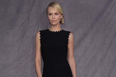 Charlize Theron will nicht erwachsen werden