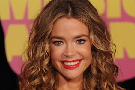 Denise Richards bekommt Sorgerecht für Charlie Sheens Kinder